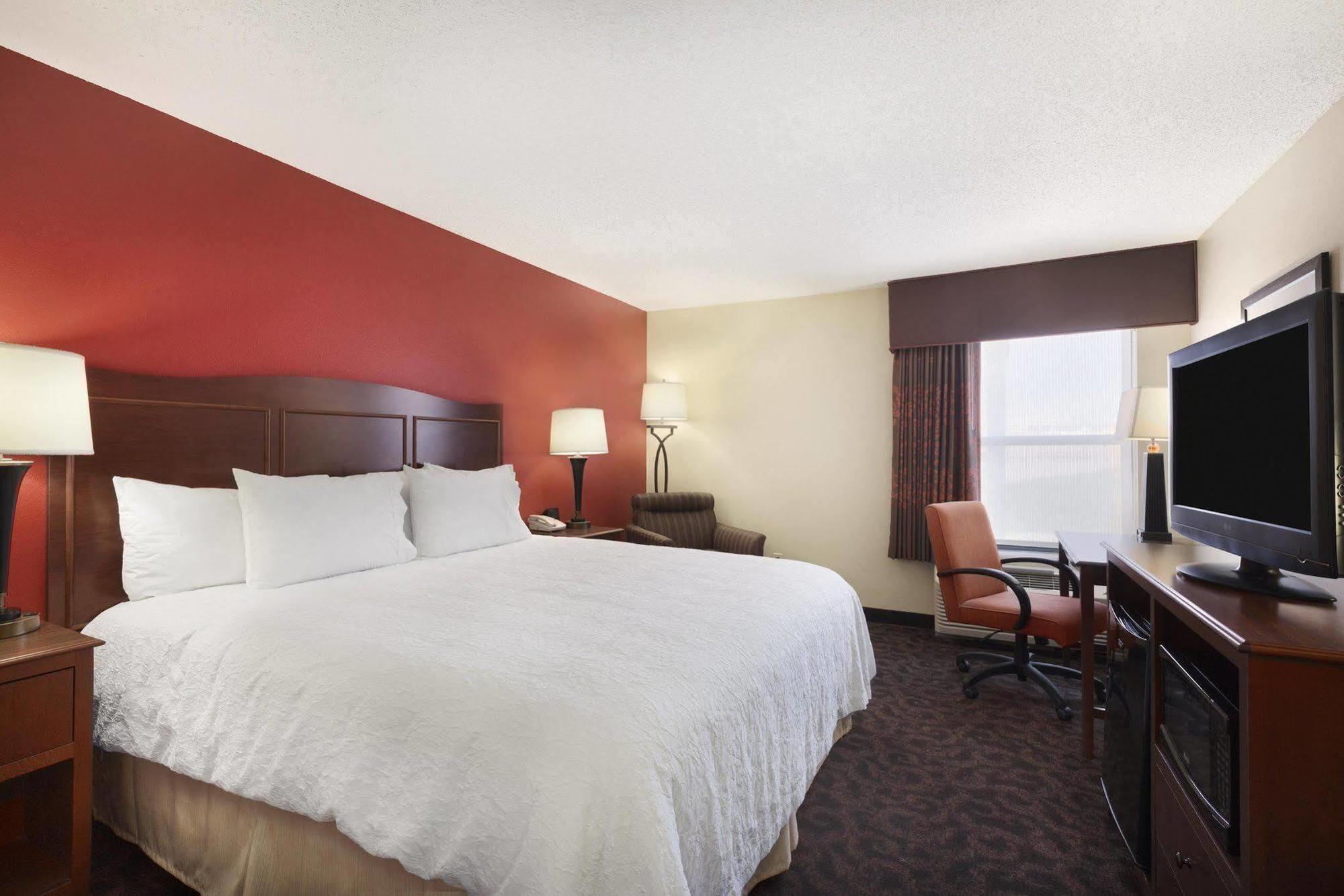 Hotel Hampton Worth Southwest Cityview