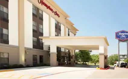 Hampton Worth Southwest Cityview Hotel 3*