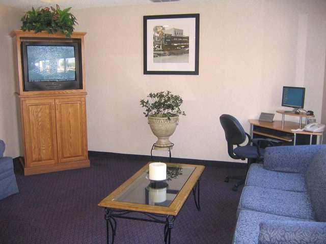 Hampton Worth Southwest Cityview Hotel